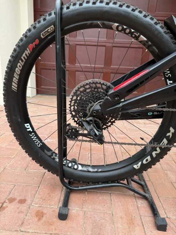 BIANCHI E-SUV ADVENTURE (LESS THAN 300KM) - Image 3